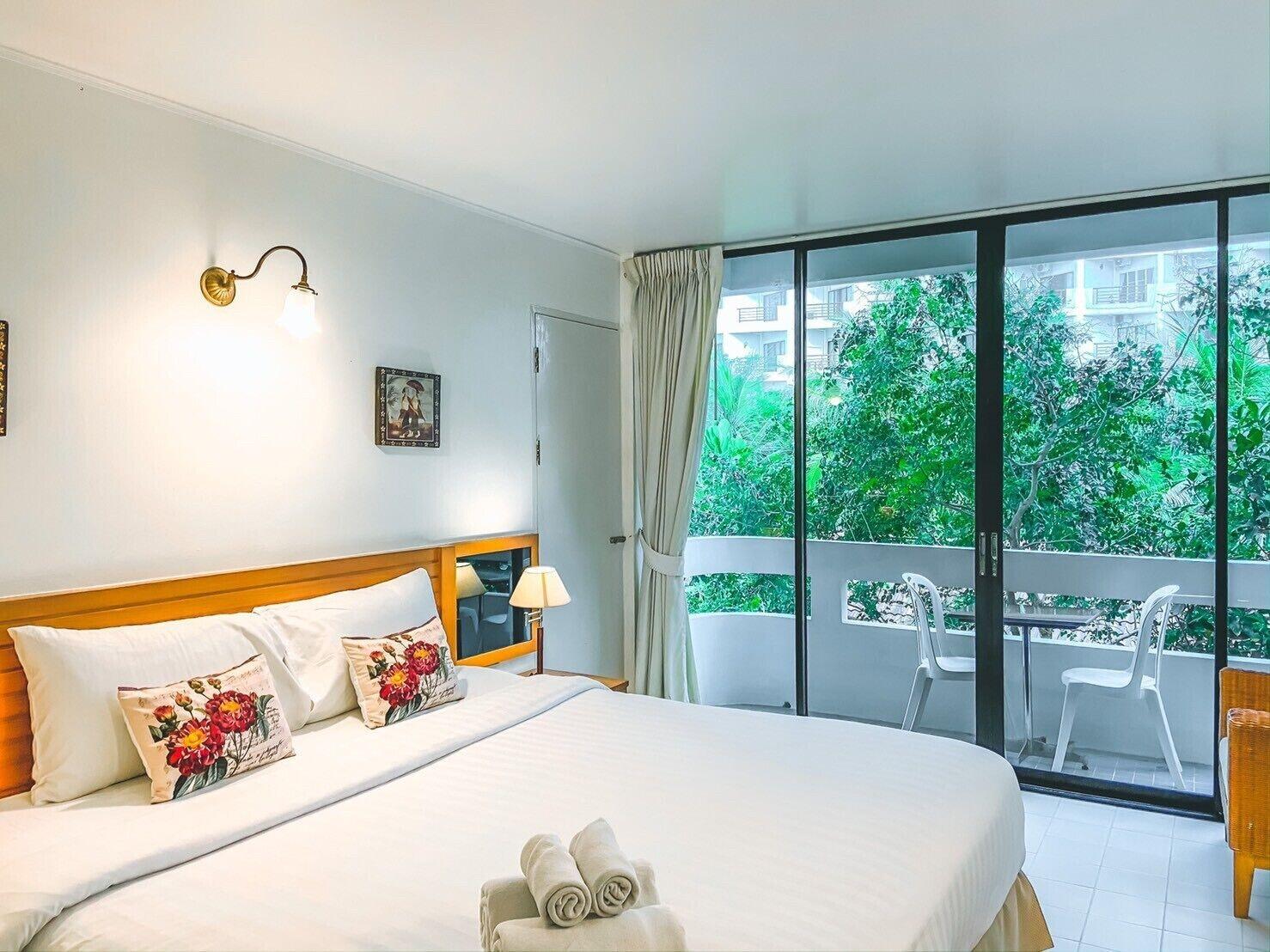 Nern Chalet Beachfront Hotel HHQ Exterior foto