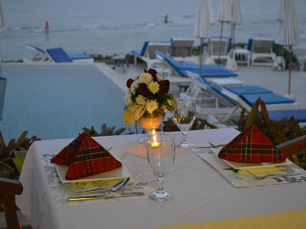 Nern Chalet Beachfront Hotel HHQ Exterior foto